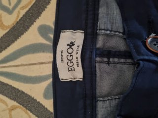 Pantalón chino azul hombre