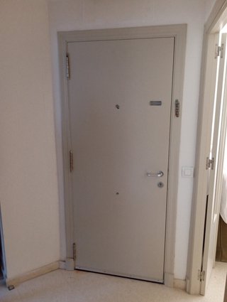 Puerta de entrada casa