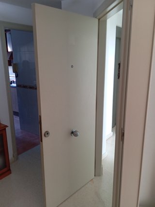 Puerta de entrada casa