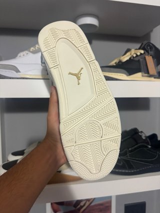 Jordan 4 Metallic Gold