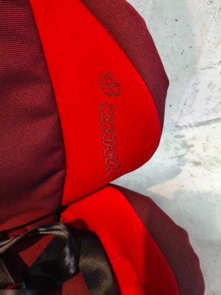 Silla elevador coche niño Maxicosi + isofix