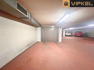 Garaje en venta en Cuatro Caminos - Plaza de la Cubela en Coruña (A)