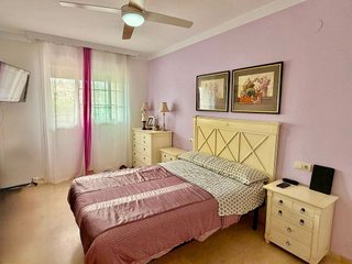 Piso en alquiler en Elviria en Marbella