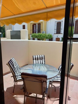 Casa adosada en venta en El Padrón - El Velerín - Voladilla en Estepona