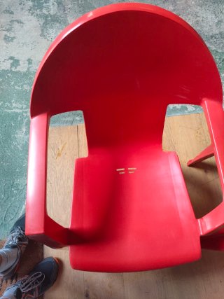 Lote 3 sillas de plástico rojas