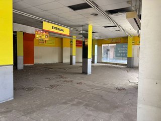 Local comercial en alquiler en Cappont en Lleida