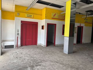 Local comercial en alquiler en Cappont en Lleida