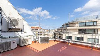 Oficina en alquiler en Sant Antoni en Barcelona