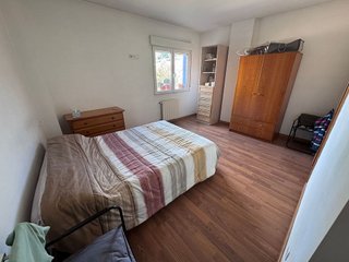 Casa adosada en venta en La Paz en Villena