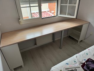 Habitación juvenil: cama nido,mesilla,sinfonier...