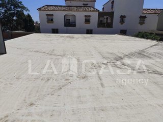Local comercial en venta en La Granja-La Colina-Los Pastores en Algeciras