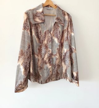 Blusa estampada animal print talla 58 mujer