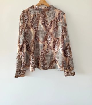 Blusa estampada animal print talla 58 mujer