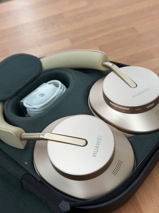 Auriculares Huawei FreeBuds Studio