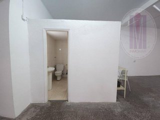 Local comercial en venta en Les Planes en Sant Joan Despí