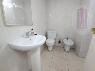 Local comercial en venta en Les Planes en Sant Joan Despí