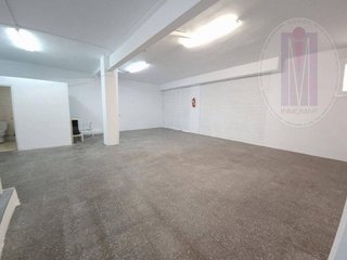 Local comercial en venta en Les Planes en Sant Joan Despí