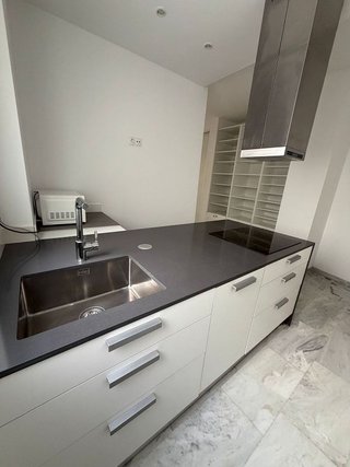 Piso en alquiler en La Goleta - San Felipe Neri en Málaga