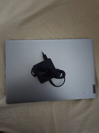 Portátil Lenovo IdeaPad 3 15ADA05 AMD