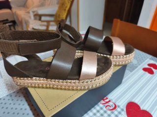 Sandalias Diseño Cobre y Marrón