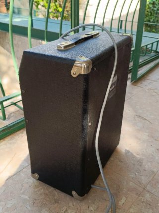 Amplificador Fender Bassman Classic BC-20CE
