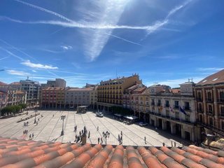 Piso en alquiler en Centro en Burgos
