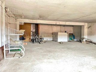 Local comercial en venta en Polígono Cartuja – La Paz en Granada