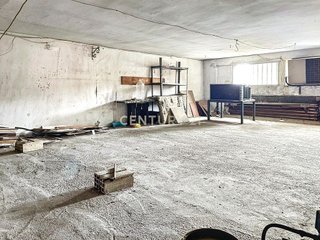 Local comercial en venta en Polígono Cartuja – La Paz en Granada