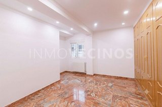 Piso en alquiler en Marxalenes en Valencia