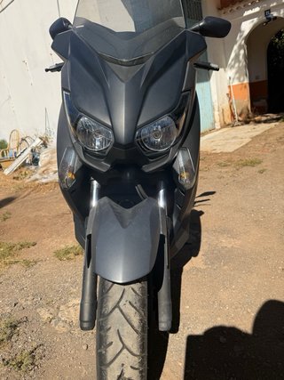 Yamaha Xmax 125cc Gris 22.161km