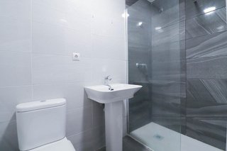 Local comercial en alquiler en Centro en Almería
