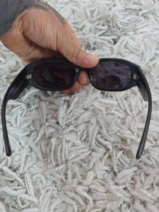 Gafas de sol negras
