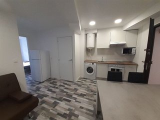 Piso en alquiler en Plaza España - Villa Pilar - Reyes Católicos - Vadillos en Burgos