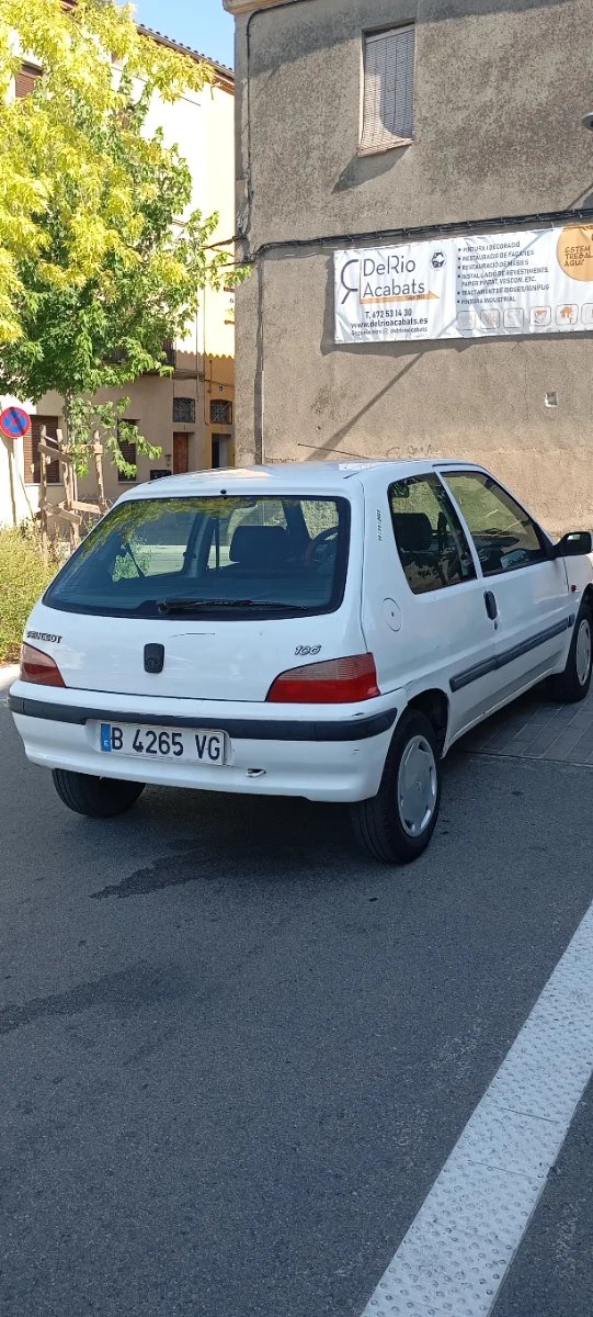Peugeot 106 1999 - foto 1