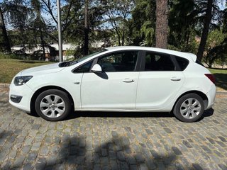 Opel Astra 2015