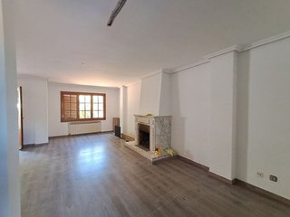 Casa pareada en alquiler en Peñagrande en Madrid