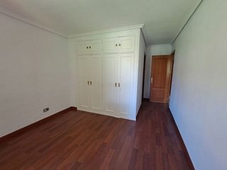 Casa pareada en alquiler en Peñagrande en Madrid