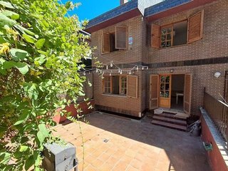 Casa pareada en alquiler en Peñagrande en Madrid