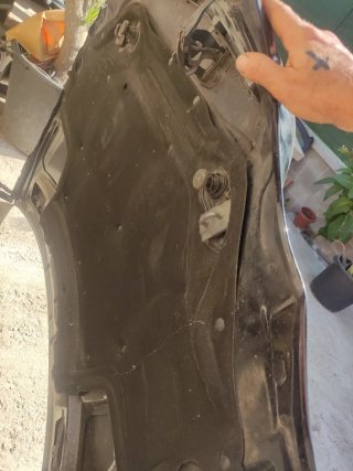 Capó Mercedes Clase C W203