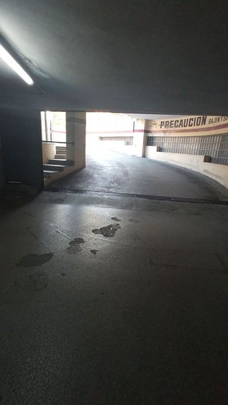 Garaje en venta en Pubilla Cases en Hospitalet de Llobregat, L´