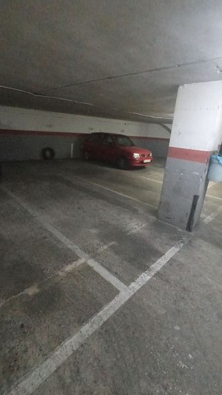 Garaje en venta en Pubilla Cases en Hospitalet de Llobregat, L´