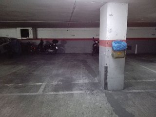 Garaje en venta en Pubilla Cases en Hospitalet de Llobregat, L´