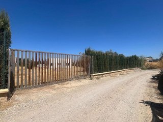 Terreno en venta en Zona Ayuntamiento en Alhendín