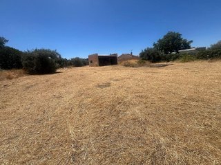 Terreno en venta en Zona Ayuntamiento en Alhendín