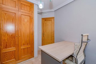 Casa adosada en alquiler en Bola de Oro - Serrallo en Granada