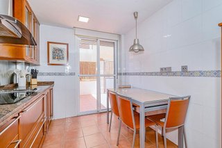 Casa adosada en alquiler en Bola de Oro - Serrallo en Granada