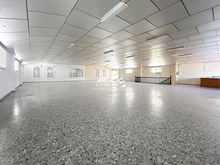 Nave industrial en alquiler en Lucena