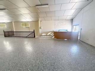 Nave industrial en alquiler en Lucena