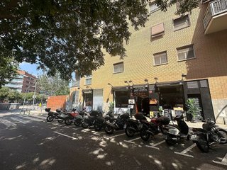 Local comercial en venta en El Bon Pastor en Barcelona