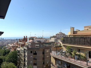 Piso en alquiler en La Font d'en Fargues en Barcelona